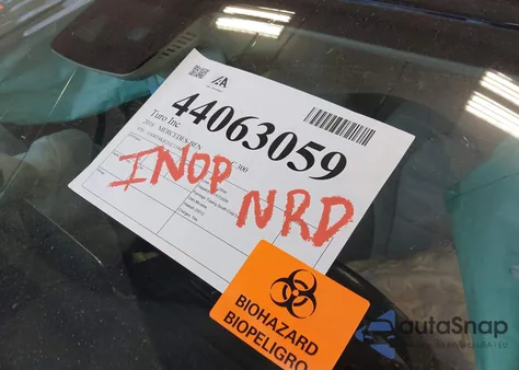 2016 Mercedes-Benz C 300 4Matic из США, поврежденный, VIN 55SWF4KB2GU139491